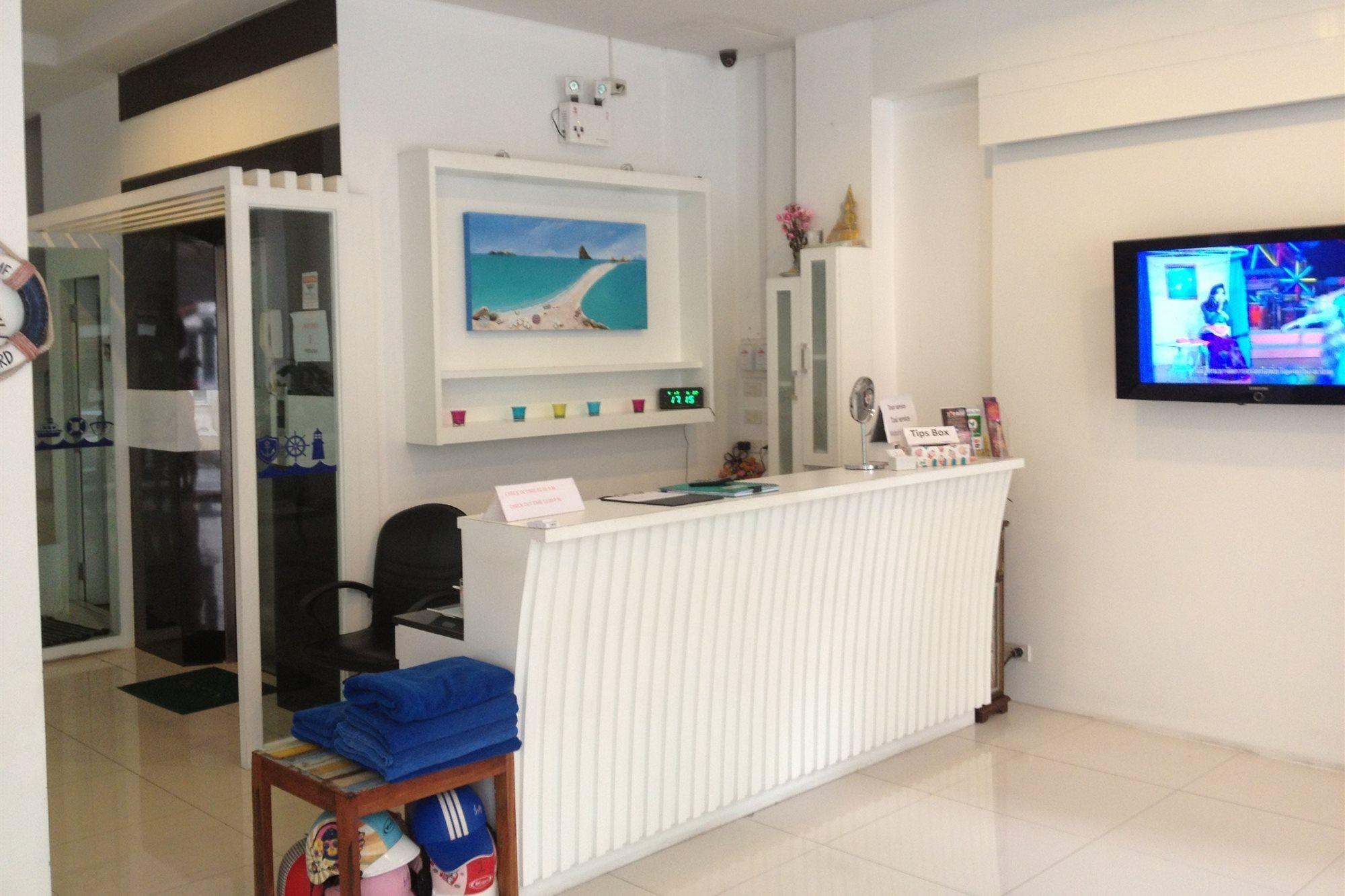 โรงแรมเดอะ ซิลค์ ฮิลล์ Patong ภายนอก รูปภาพ